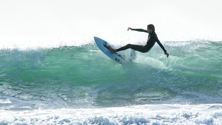 surfing with van der waal