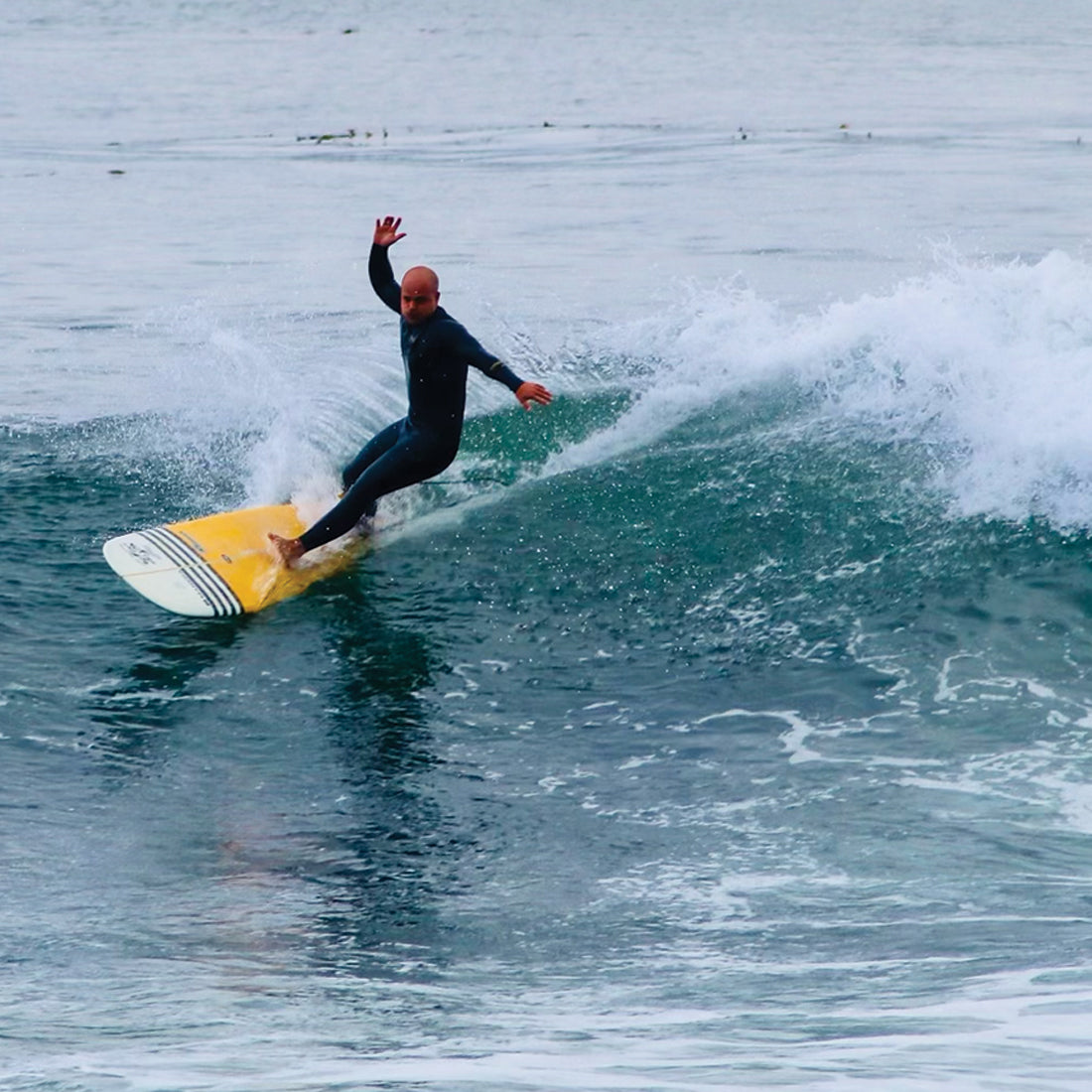 Longboard surf grip pads