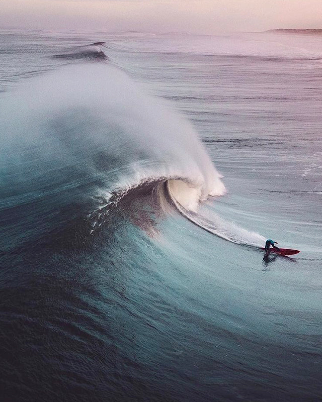 Surfing with traction pads by Van der Waal